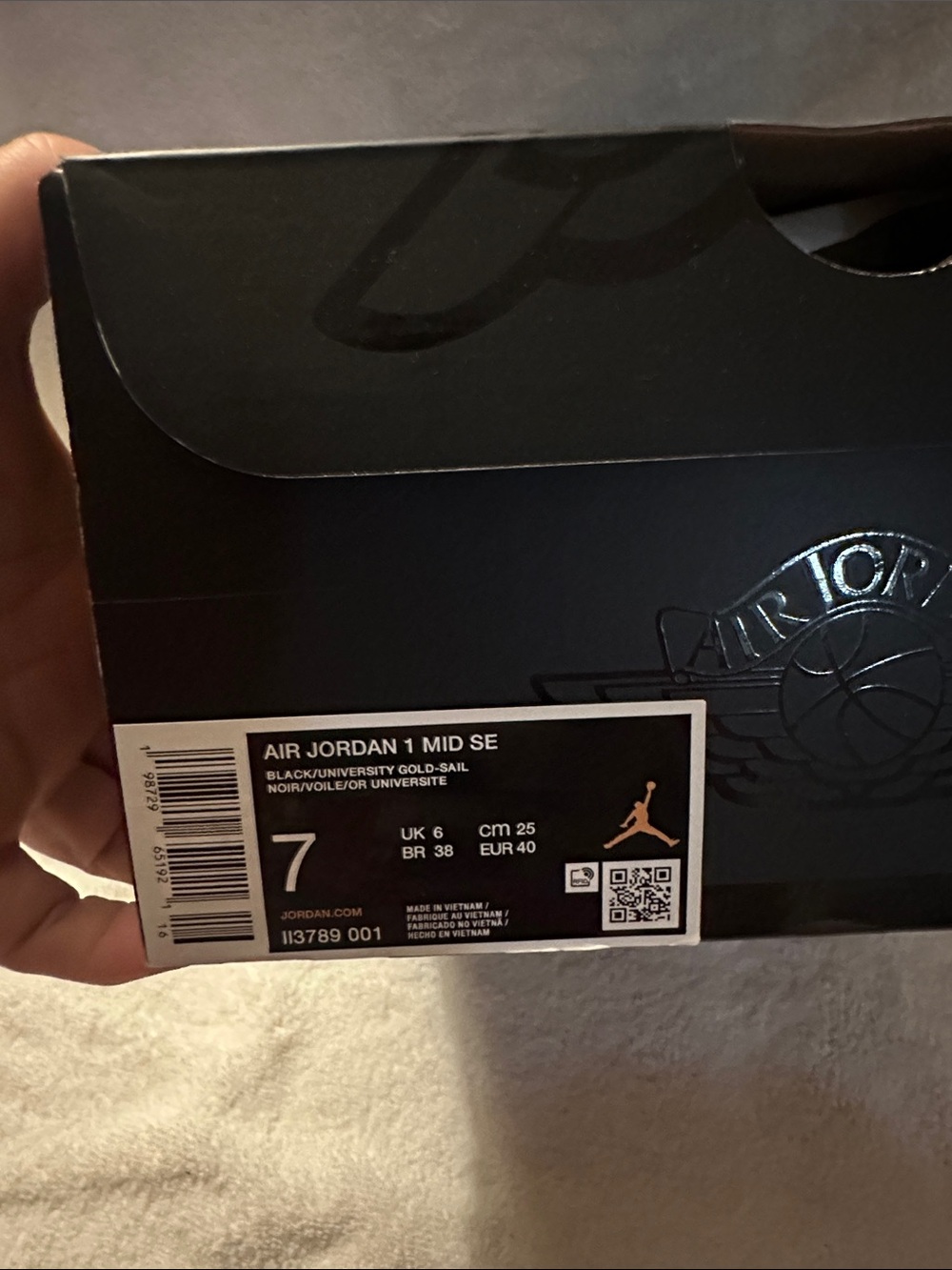 BRAND NEW Air Jordan 1 Mid – Pink/Black/White Women's Sneakers 8.5 Mens 7 - Picture 3 of 9
